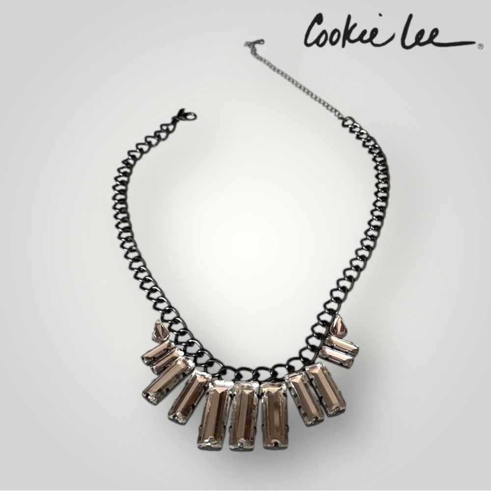🛍️SALE🛍️ Cookie Lee Genuine Crystal Women’s Statement Necklace - Picture 2 of 4